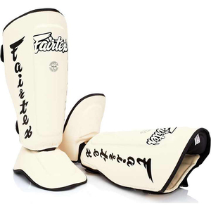 Protections de tibias Fairtex de haute qualité pour l'entraînement au Muay Thai et au kickboxing, vente en gros, design personnalisé, cuir professionnel, protection de tibias Fairtex pour MMA - Product Image 2