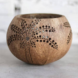 Tazón de Coco Natural Ecológico Personalizado, Tallado a Mano, Vajilla Orgánica Hecha a Mano, Plato para Servir y Decorar - Product Image 1