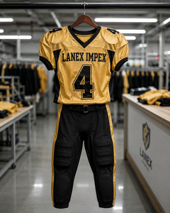 Nouvel ensemble maillot et pantalon de football américain pour homme, design or et noir, impression par sublimation, numéro 4, taille adulte, avec protections - Product Image 5