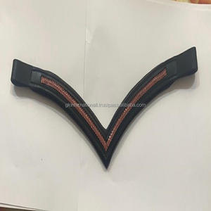 Bracelet vide en cuir de haute qualité, finition noire, 2 lignes de bijou décoratif de cristaux rouges, disponible en toutes tailles, 1 pièce - Product Image 2