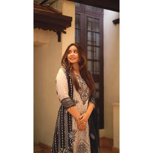 Beau costume XL avec impression numérique et travail manuel en vrai miroir - Product Image 2