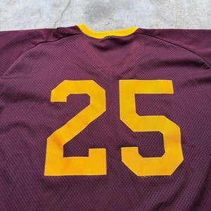 Maillot de football en maille respirante et légère, personnalisé pour l'entraînement des équipes sportives - Product Image 3