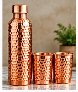 Juego de Botella de Agua de Cobre Vintage Hecha a Mano con 2 Tazas y Tapas a Juego, Grabado Floral, Botella Portátil - Product Image 6
