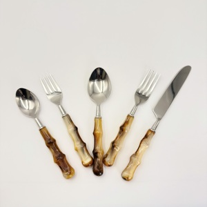 Juego de cubiertos con mango de resina artesanal, juego de vajilla de acero inoxidable de alta calidad, juego de comedor de lujo para uso doméstico y hotelero - Product Image 4