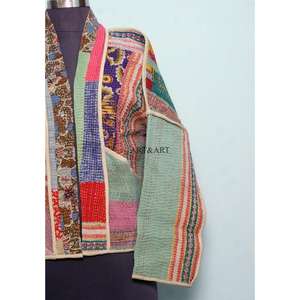 เสื้อแจ็คเก็ต Kantha ดีไซน์เนอร์ ART&ART ผ้าฝ้าย 100% หลายสี สไตล์เดนิมลายปักแบบชาติพันธุ์ ติดกระดุม ทำมือ วินเทจ สำหรับฤดูหนาว ขายส่ง - Product Image 2