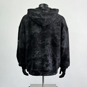 Sudadera con Capucha Personalizada de Algodón 100% No Tejido con Impresión DTG, Diseño Oversize, Bloques de Color, Lavado Ácido y Parche Bordado Aplicado - Product Image 2
