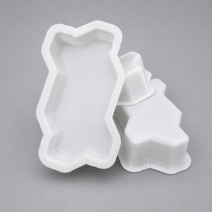 Moule en plastique PP directement de l'usine pour pavés en béton texturés en zigzag préfabriqués - Product Image 1