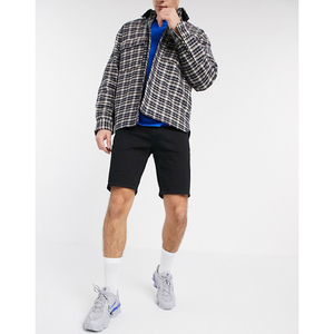 Pantalones Cortos Bermuda para Hombre, Negros, Tejido Sólido, Cintura Media, Elásticos, Transpirables, Diseño Casual con Bolsillos - Product Image 2