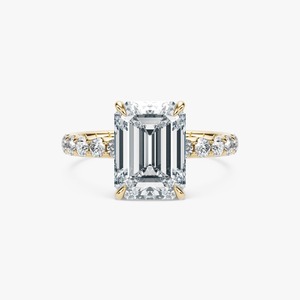 Anillo de Compromiso de Lujo para Mujer en Oro de 14 Quilates con Diamante Cultivado en Laboratorio de Corte Esmeralda de 3.50 CTW, Halo Oculto y Tallo con Pavé de Diamantes - Product Image 3