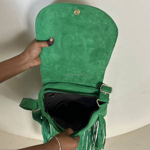 Bolso Bandolera de Piel de Vacuno con Flecos y Pelo, Personalizado, de Alta Calidad, con Diseño Elegante para Mujer - Product Image 6