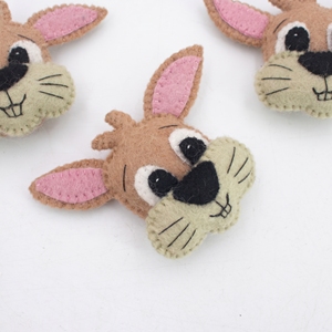 Lot de décorations suspendues artisanales pour le printemps, têtes de lapins de Pâques en feutre Goofy pour enfants, vente en gros - Product Image 2
