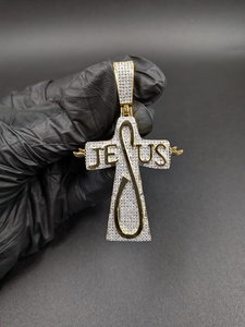 Pendentif Croix de Jésus Glacée en Argent Sterling 925 Plaqué Rhodium avec Moissanite, Bijou Religieux de Luxe Personnalisé Hip Hop pour Hommes et Femmes - Product Image 6