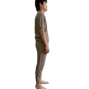 Ensemble deux pièces en cachemire pour homme, style japonais, anti-rides, respirant, tricoté, cardigan à manches courtes à simple boutonnage et pantalon long - Product Image 1