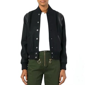 Veste de baseball universitaire personnalisée pour femme, coupe courte, avec patchs en chenille de laine, manches en cuir PU, style Letterman - Product Image 1