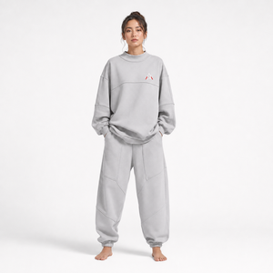 Sudadera con capucha extragrande para mujer, con material cómodo, corte holgado y construcción duradera para actividades diarias - Product Image 1