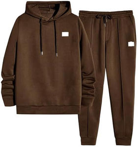 Ensemble de survêtement athlétique pour homme, conçu pour l'entraînement, la course à pied et le port quotidien décontracté, style sportswear moderne. - Product Image 1