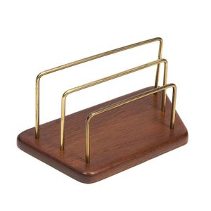 Support élégant en métal et bois pour serviettes, idéal pour les banquets de mariage et la décoration de table d'hôtel de luxe, provenant d'un fournisseur indien. - Product Image 2