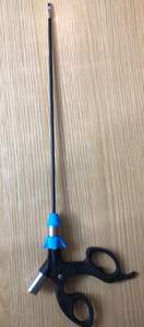 Le coupe-suture Kara Mediclust Silver and golden tip sealer cutter fait référence à des instruments laparoscopiques spécialisés de 5 mm utilisés en chirurgie minimalement invasive. - Product Image 4