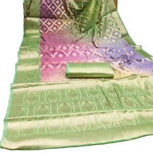 Seda suave de nuevo diseñador con un sari de impresión digital completo para la venta en línea - Product Image 1