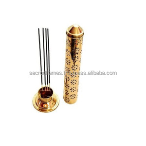 Support d'encens en laiton pur de qualité supérieure, élégant, avec motif ajouré, avec cendrier de sécurité pour la maison, le bureau et la méditation - Product Image 4