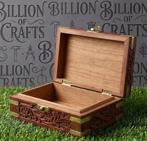 Caja de Madera de Palisandro Hecha a Mano con Herrajes de Latón, Diseño Floral Tallado, Estilo Antiguo, Decoración para el Hogar, Artesanía, Regalo - Product Image 1
