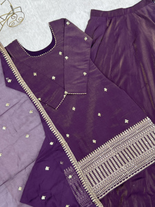 Conjunto de Kurti Sharara de Diseño Tradicional para Mujer, Color Morado, Ropa Étnica para Boda, Traje Salwar de Seda Chanderi Indio Bordado con Dupatta - Product Image 6