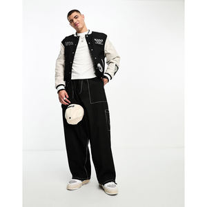 Blousons universitaires en toile d'hiver personnalisés de qualité supérieure, style baseball, fermeture éclair sur le devant, manches en laine, commande en gros, fabricant OEM - Product Image 3