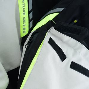 Pantalon de moto protecteur en tissu, résistant aux abrasions et équipé d'une protection CE niveau 1. - Product Image 4