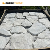 Pierre de culture en ardoise naturelle extérieure, quartzite blanc cristallin, panneau de revêtement en pierre empilée pour la décoration murale, face naturelle