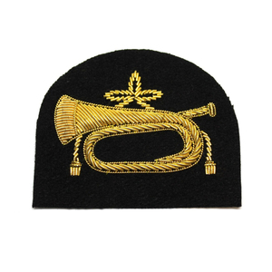 Nouvel Arrivage : Badges et Écussons Tissés Faits Main avec Broderie Fil Métallique, Haute Qualité, Personnalisables OEM/ODM, à Coudre, Thermocollants ou à Épingle de Sûreté - Product Image 6