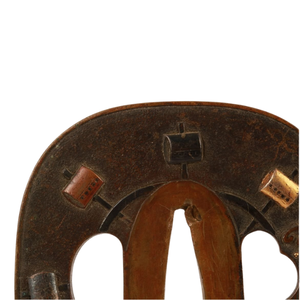 Tsuba Japonés del Período Edo, de Cobre Antiguo Pulido, con Incrustaciones de Diseño de Molino de Agua sobre Olas, Forma Redonda, Protector de Espada Sin Marcar - Product Image 6