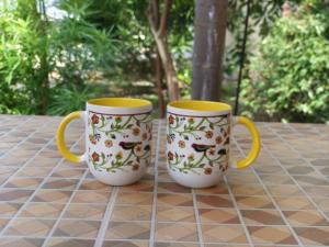 Ceramic Coffee Mugs Floral Bird Pattern Yellow Interior Durable <b>Tea</b> Drinking <b>Set</b> - Product Image 1