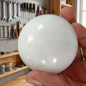 Esfera de Cristal de Ágata Blanca Natural, Bola de Piedra Preciosa Pulida a Mano para Sanación, Meditación, Decoración del Hogar y Oficina, Regalo, Exhibición - Product Image 1
