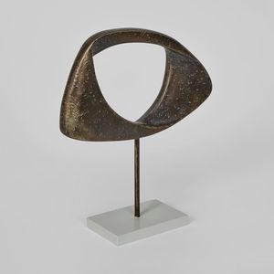 Escultura Metálica Ligera con Estructura Decorativa Creativa para Estantes, Mesas, Consolas y Decoración de Interiores - Product Image 1