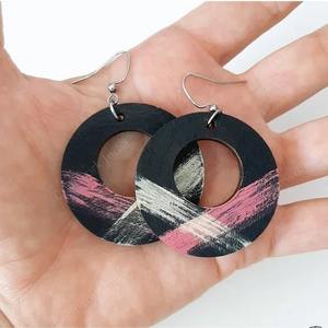 Indian Manufactured Of Round Light <b>Black</b> Wooden <b>Dangle</b> <b>Earring</b> Fashion Jewellery for Ladies Daily and Evening Use For Sale - Product Image 1
