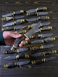 Lote de 20 Cuchillos de Caza Profesionales de Acero de Damasco Hechos a Mano de Alta Calidad con Mango de Cuerno de Carnero, Servicio OEM Disponible, 3 Años de Garantía - Product Image 4