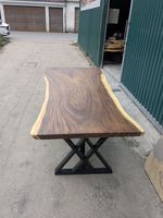 Table de salle à manger en bois massif de noyer et de chêne avec bord naturel, pliable, meubles de salle à manger modernes, pieds en fer, forme rectangulaire