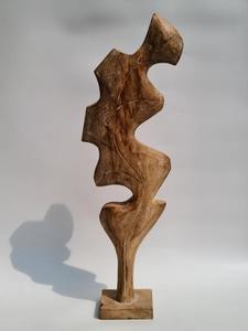 Sculpture en bois sculptée à la main, décoration artistique moderne sur socle - Product Image 3