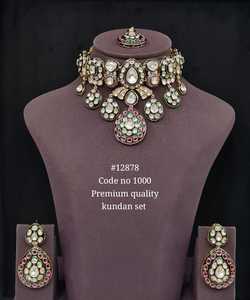 Ensemble collier et boucles d'oreilles Kundan de qualité supérieure plaqué or avec pierres Meenakari, bijoux de mariage pour femmes, style vintage - Product Image 3
