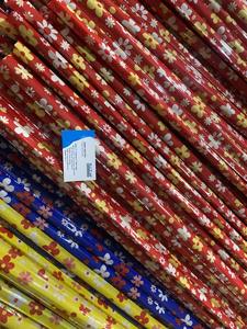 Venta al por Mayor de Mangos de Escoba de Madera de Eucalipto con Recubrimiento de PVC con Diseño Floral, para Limpieza del Hogar, Hoteles e Industrias - Product Image 6