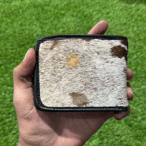Portefeuille en cuir véritable fait main de qualité supérieure pour homme avec extérieur en fourrure de vache authentique – Porte-cartes en cuir à poils naturels - Product Image 1