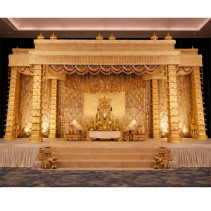 Piliers de bougies traditionnels pour mariage indien, Mandap, vente en gros, personnalisables, thème doré, style temple, décoration de scène pour cérémonie hindoue, États-Unis - Product Image 1