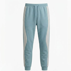 Chándal premium para hombre con ajuste cómodo y material duradero, ideal para correr, sesiones de entrenamiento y uso casual. - Product Image 4