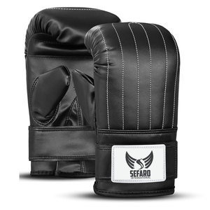 Guantes de Boxeo Personalizados con su Propio Diseño, Hechos en Pakistán, Impermeables, de Color Sólido - Product Image 1