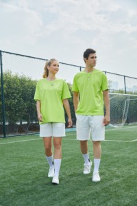 Ensemble de survêtement pour homme : T-shirt coupe ample en coton vieilli avec strass et short, style délavé, personnalisable, vente en gros - Product Image 6