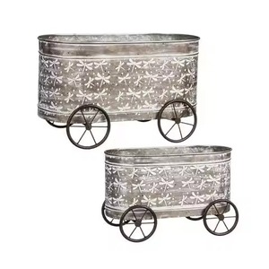 Seau en métal ovale avec poignées, durable, pour la décoration intérieure et extérieure, idéal pour les plantes vertes et les fleurs. - Product Image 5