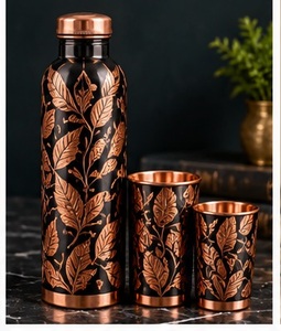 Juego de Botellas de Agua de Cobre de Diseño con 2 Tazas, Patrón Geométrico Verde Dorado, Botella Metálica para Viaje - Product Image 3