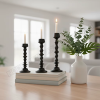 Ensemble de 3 bougeoirs coniques géométriques noir mat, supports à bougies en métal facetté, centre de table moderne, décoration de table ou de cheminée