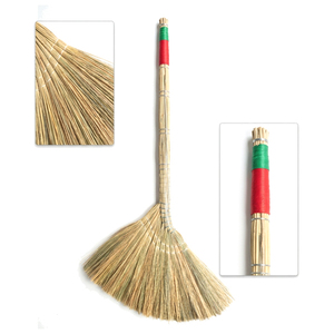 Balai à herbe écologique avec manche naturel, poils moyens, style classique pour le nettoyage des sols domestiques - Product Image 3