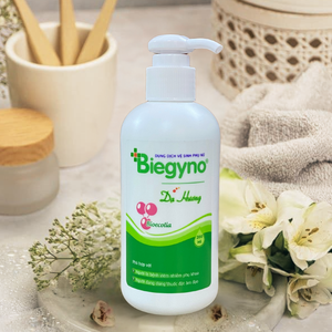 Gel de Lavado Íntimo Femenino al por Mayor, Fórmula Herbal Natural Antibacteriana, Limpieza Postparto, Infección Vaginal, Cuidado Diario - Product Image 1